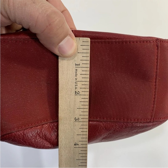 Fossil Red Morgan Pebbled Leather Zip Up Crossbody Shoulder Bag Purse Pockets - Picture 8 of 12